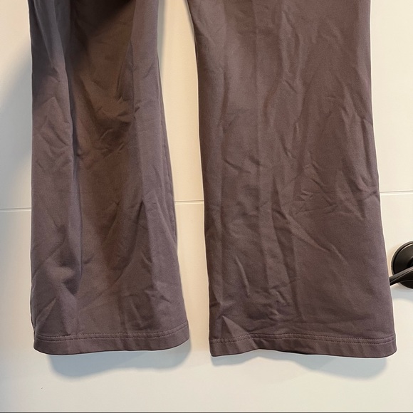 Reebok | Wide/Flared Leg Leggings - Picture 11 of 14